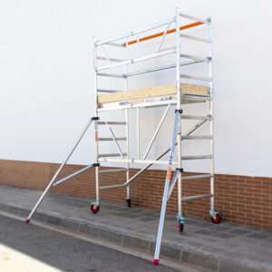 Andamio Plegable Aluminio 3.85 m de Altura de Trabajo con estabilizadores y rodapiés - Imagen 4