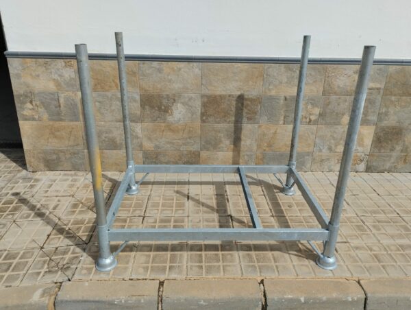 Palet desmontable y apilable en acero galvanizado 90x130