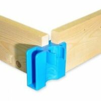 Conjunto de rodapiés 90x305 en madera con soporte de plástico